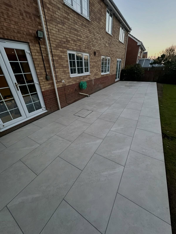 Himalayan Porcelain Patio — detail 4